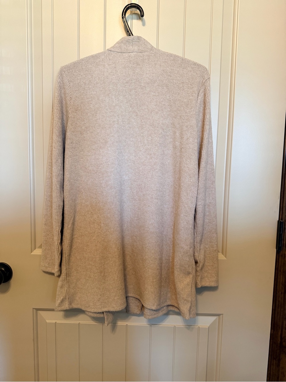 Zenana Outfitters ribbed open-front cardigan in light beige - Picture 3 of 3